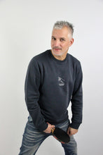 Lade das Bild in den Galerie-Viewer, Sweater Old-Fashioned Penholder
